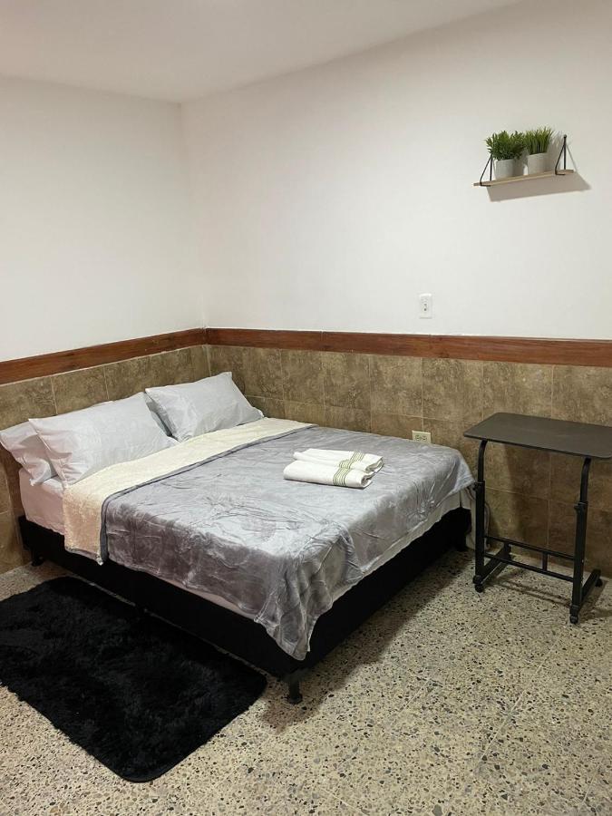 Ferienwohnung Casa Al Frente Del Pueblito Paisa Medellín Exterior foto
