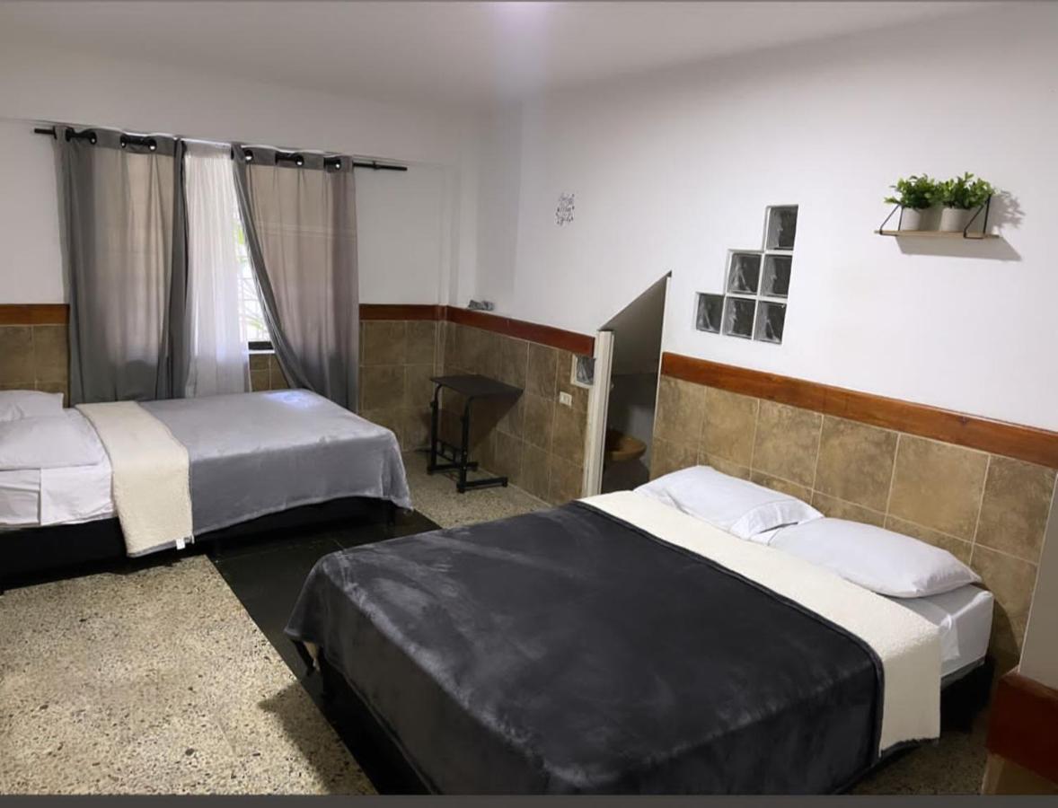 Ferienwohnung Casa Al Frente Del Pueblito Paisa Medellín Exterior foto